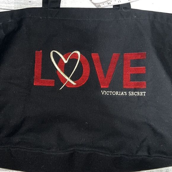 NEW Victoria’s Secret VS Love Tote Weekender Bag Black Canvas Red Sequins Heart - Picture 4 of 7